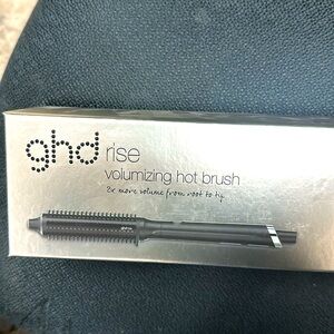 GHD rise volumizing hot brush
